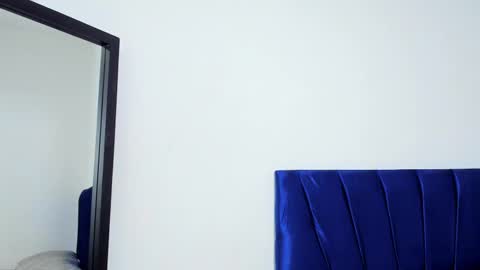 tau_montes online show from September 27, 5:43 pm