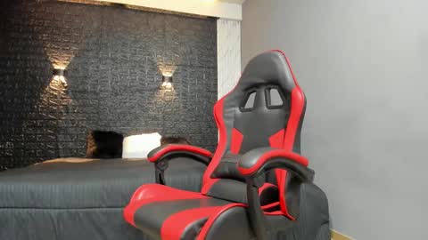 Snapshot of taurus_boy1 chatting on October 11, 11:48 am  T A U R U S  online show from October 11, 11:48 am