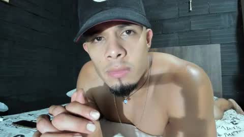 Snapshot of taurus_boy1 chatting on February 21, 5:56 am  T A U R U S  online show from February 21, 5:56 am