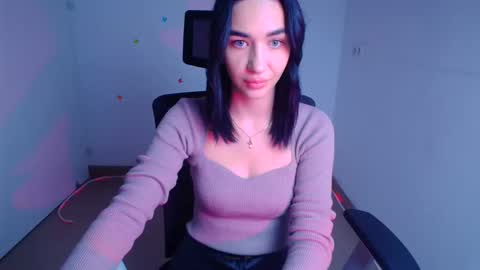 Tayla online show from October 9, 11:59 am