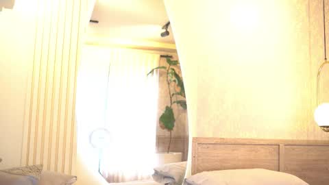 Teylor  Kim online show from October 29, 6:52 pm