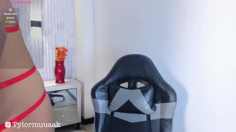 Taylor Harveey online show from September 25, 10:06 pm