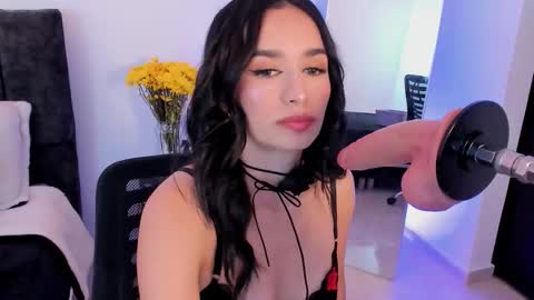 Taylor online show from January 5, 10:02 pm