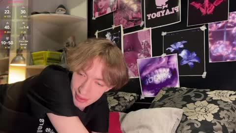 Alice     online show from March 20, 9:20 pm