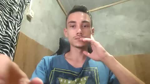 tecnicogatu online show from November 17, 4:48 am