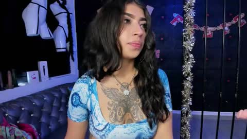 Tayloor online show from December 17, 3:35 am