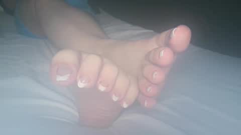 Viv West online show from September 22, 3:32 am