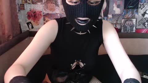 ruth online show from February 13, 12:00 pm