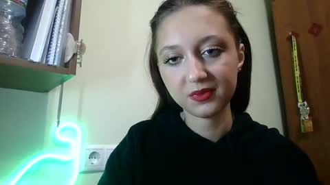 temptingvision online show from February 13, 6:15 pm