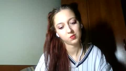 temptingvision online show from March 12, 9:24 pm