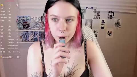  Sue  online show from November 5, 3:03 pm