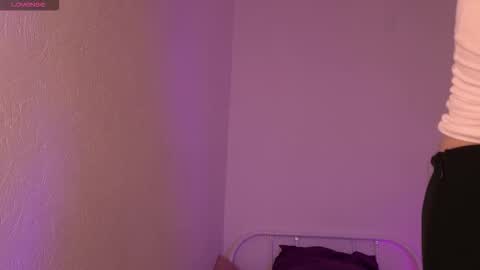 Snapshot of tender_babyy chatting on September 30, 12:37 pm Sexy girl Li online show from September 30, 12:37 pm