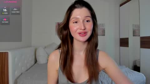 Snapshot of tender_babyy chatting on February 6, 2:26 pm Sexy girl Li online show from February 6, 2:26 pm