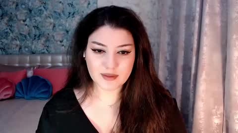 Snapshot of tenderlybae12 chatting on February 17, 3:25 am Tenderlybae online show from February 17, 3:25 am