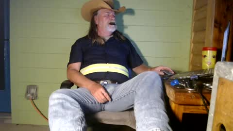 Tennredneck online show from July 28, 2:31 am