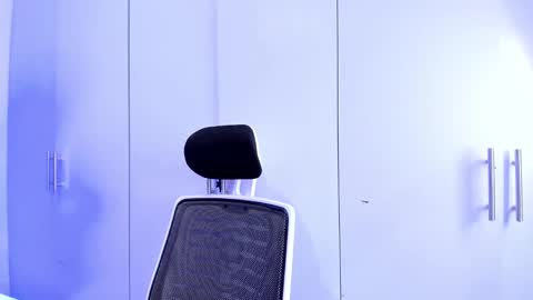 Snapshot of teresa_moon chatting on January 16, 1:48 am  TERESA  Give me a good rating if you enjoy my show  online show from January 16, 1:48 am