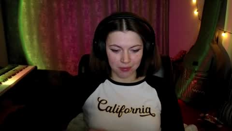 Anny Simpson online show from March 5, 8:40 pm