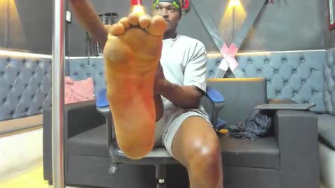 terranze_z online show from November 19, 8:07 pm