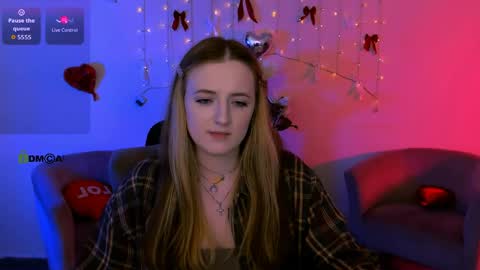 tessa_tea online show from May 13, 1:59 am