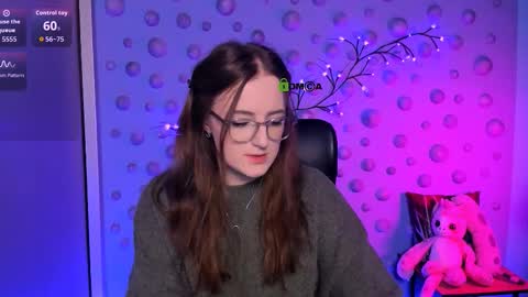 tessa_tea online show from January 17, 11:13 pm