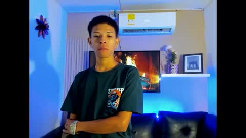 tessachains online show from January 15, 2:09 am