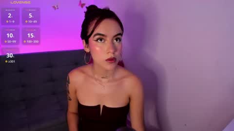 Tessa foxie      online show from July 1, 12:58 pm