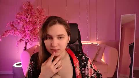 Tessa online show from March 3, 9:27 am