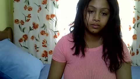 tessmia online show from April 16, 6:46 am