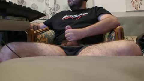 teunass online show from December 3, 4:44 pm