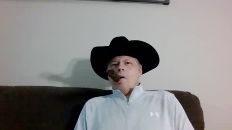 texancigar online show from November 3, 4:57 am