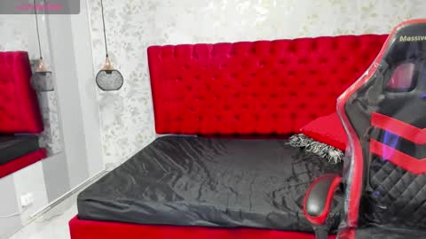 teylor_lovee online show from January 5, 8:23 pm