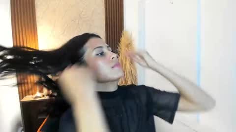 Sweet Thais  online show from September 15, 12:06 pm