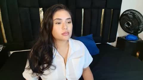 T H A I S  online show from February 9, 11:03 am