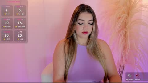 Snapshot of thaliafox_ chatting on October 27, 1:00 pm  Thalia online show from October 27, 1:00 pm