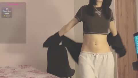 thanos_world1321002 online show from September 30, 6:07 pm