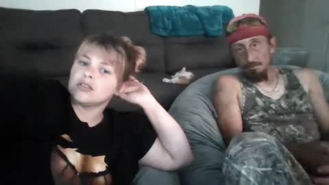 that girl online show from July 19, 10:45 pm