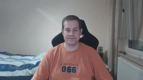 Snapshot of thatguyyeahhim chatting on October 24, 11:38 pm thatguyyeahhim online show from October 24, 11:38 pm