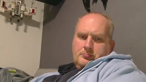 the007146368 online show from December 2, 5:00 pm