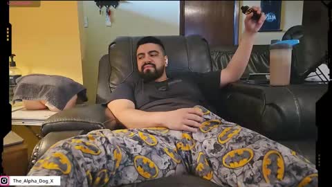 Snapshot of the_alpha_dog_xxx chatting on March 4, 3:48 pm the_alpha_dog_xxx online show from March 4, 3:48 pm