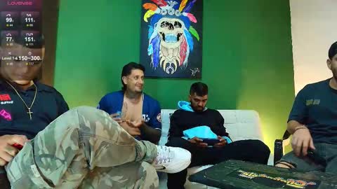 SCOTT  THEO  KAMERON  GENDERSON online show from October 28, 12:33 am