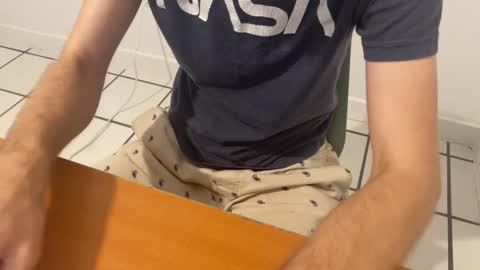 the_happy_hubby online show from December 14, 7:29 am