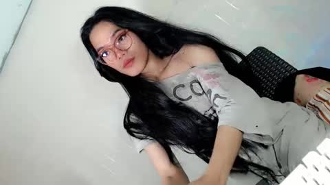 the_horny_bella online show from April 29, 1:49 pm