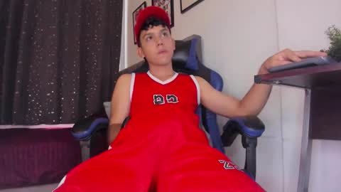 the_skinnyguys online show from March 7, 10:10 pm