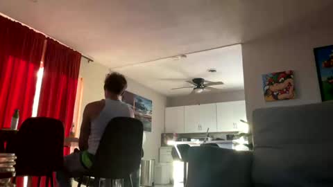 theauroravee online show from October 3, 11:18 am