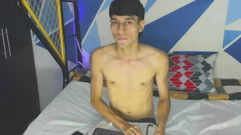 thedemonbroth3rs online show from April 4, 1:12 am