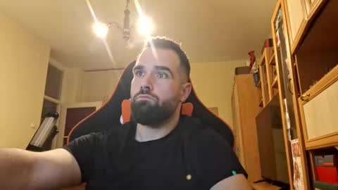 theespio online show from January 31, 5:32 pm