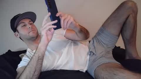 Theetwohander online show from October 29, 3:30 am