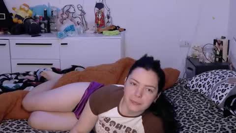 TheFarmergirl online show from May 22, 5:03 am