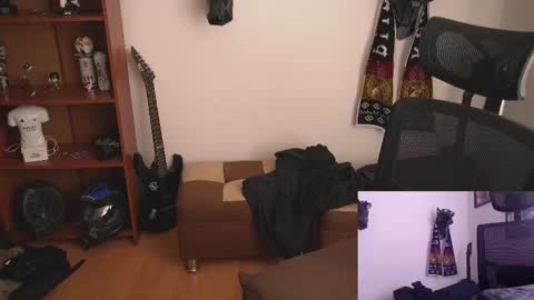 Wolf Independent model online show from November 19, 3:44 pm