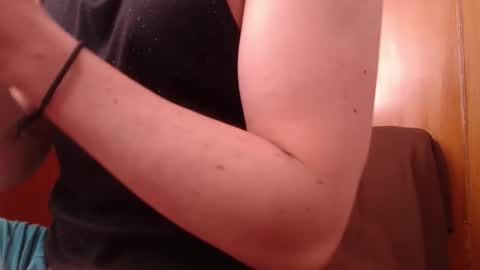 Wolf Independent model online show from March 11, 5:27 pm